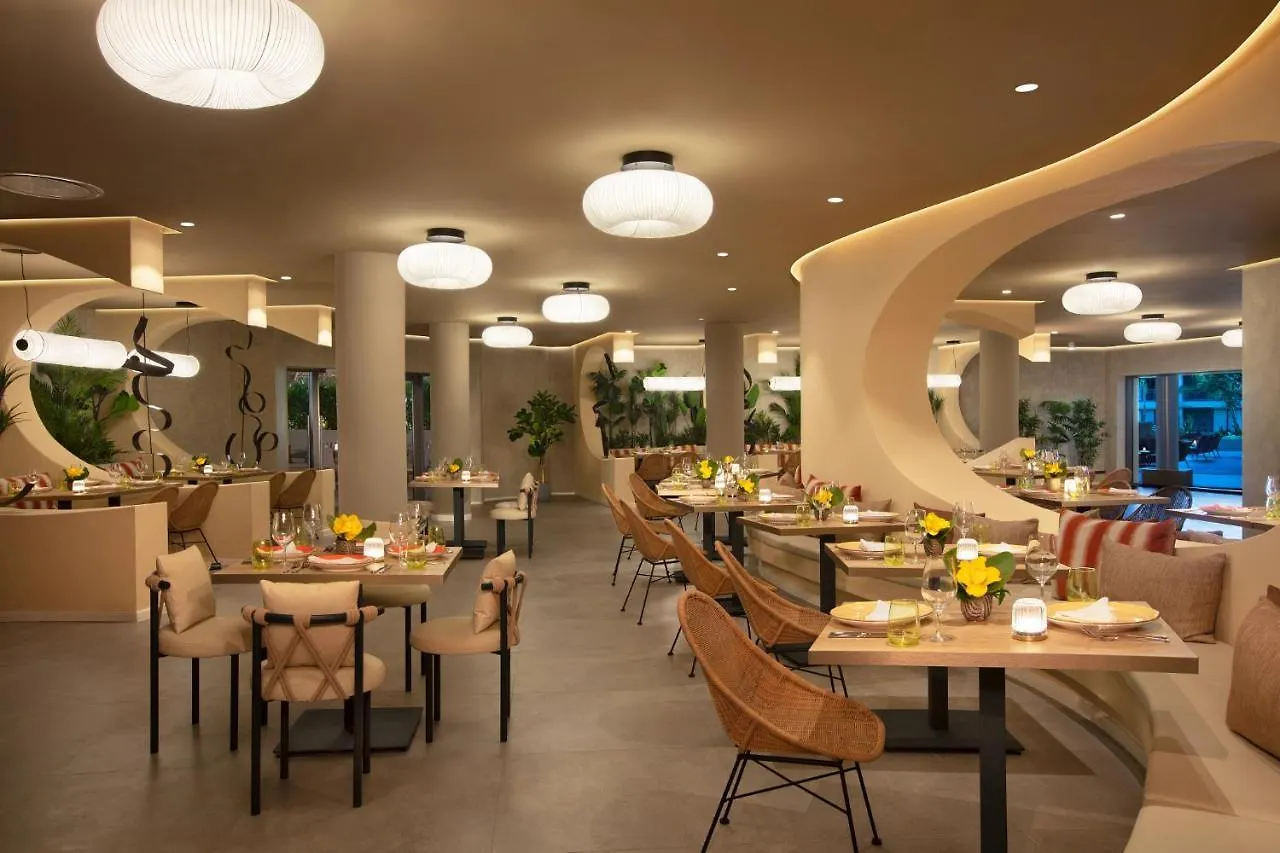 Dreams Flora Resort & Spa 蓬塔卡纳